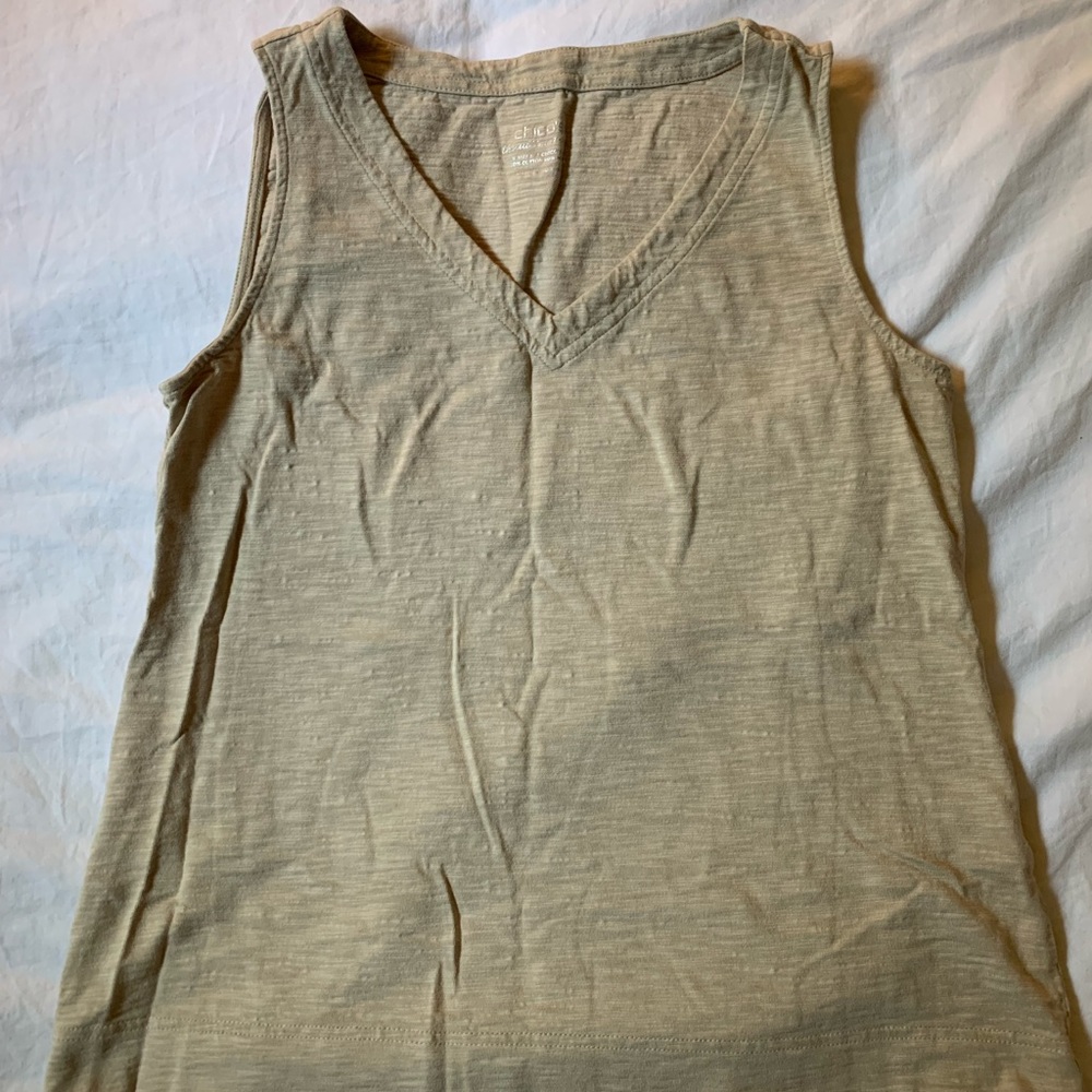 Chico’s tank Medium